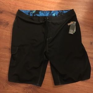 Black, NWT. Burnside Men’s Swim Trunks size 38.